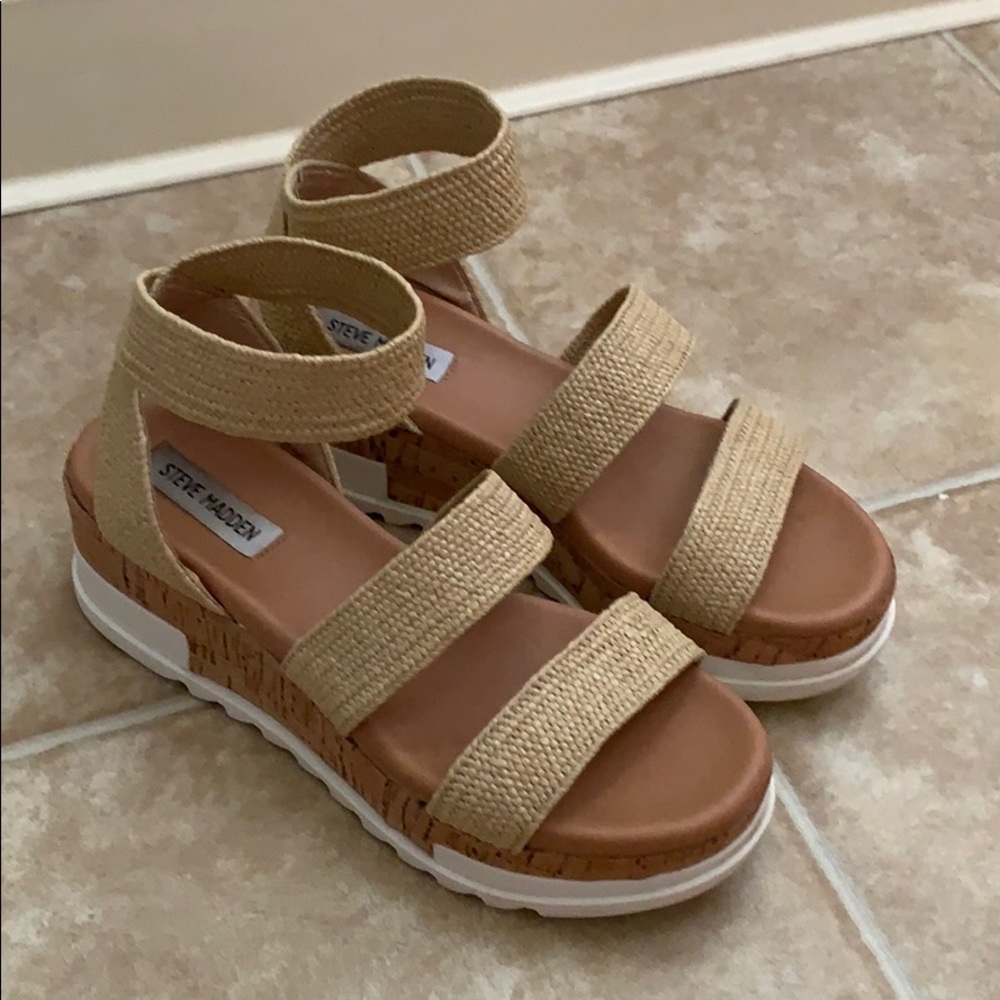 Steve Madden Bandi Natural Raffia